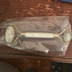 Jade roller- brand new never used